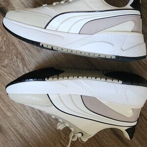 Puma Cream and Black Sneakers